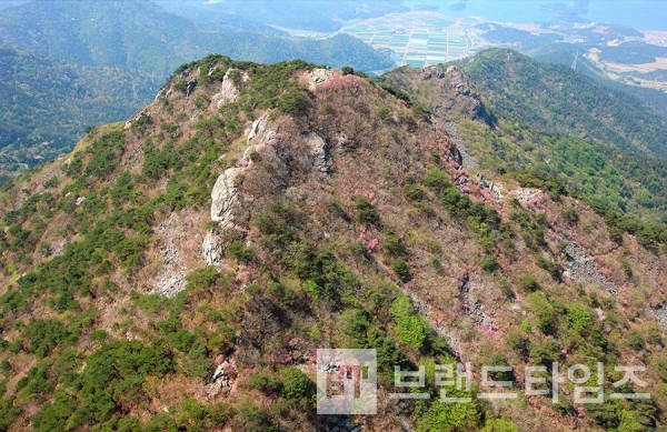 벽방산 통영 / 사진제공 : TSPO신특수사진연구소