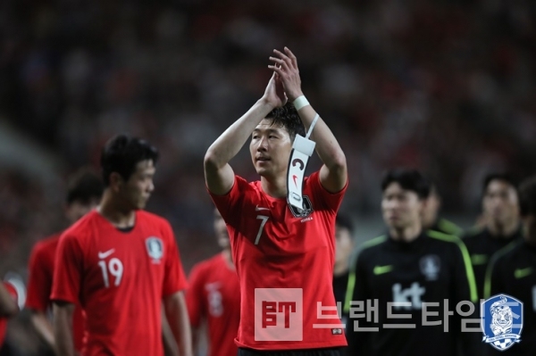 대한민국 국가대표 축구선수 주장이자 EPL 토트넘의 핵심 선수 손흥민/사진=대한축구협회