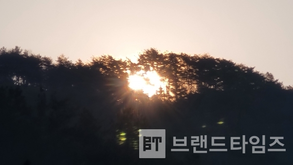 겨울 일출, 햇살도 차다/사진=브랜드타임즈