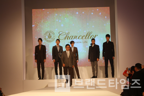 비스포크 정장 브랜드 ‘챈슬러®(Chancellor®)’ 패션쇼/사진=AQ테일러